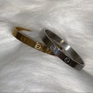 LOVE BRACELET GOLD AND SILVER